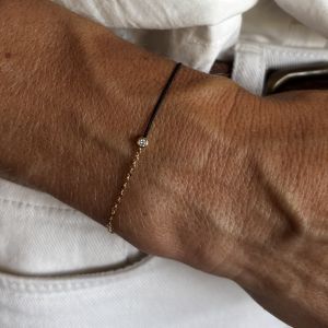 Bracelet petit zircon sur chaîne et cordon