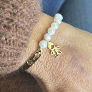 Bracelet demi jonc et perles de culture 6/7 mm 1 personnage strass