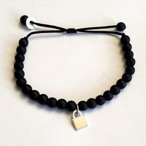 Bracelet 1 cadenas au choix sur perles agate noires mates