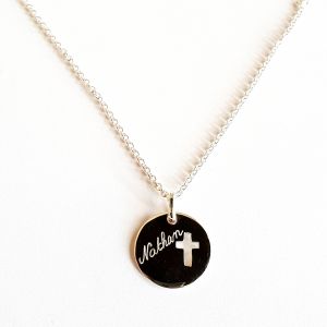 Collier croix bombée